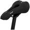 Selle de vélo noire au design ergonomique sur une tige de selle. Logo 'Fischer' visible sur le côté. Adapté pour le confort.