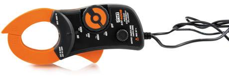 Pince ampèremétrique en noir et orange avec câble. Montre un commutateur et une échelle pour mesurer les courants électriques.