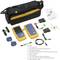 Kit d'analyse de câbles Fluke Networks DSX-600 comprenant une mallette de transport, l'appareil principal, des accessoires et un CD avec mode d'emploi.