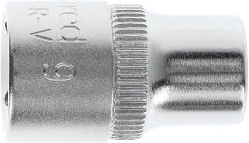 Un embout de clé à douille en argent avec marquage de taille en relief. Lisse et brillant, adapté aux travaux mécaniques.