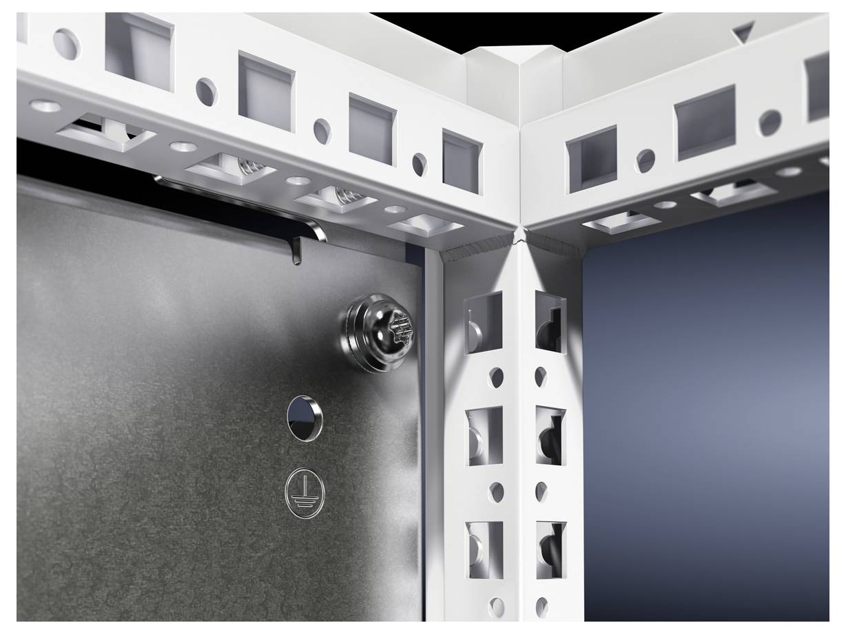 Un insert de câblage dans un cadre métallique blanc présente différentes ouvertures et structures qui permettent une installation flexible.