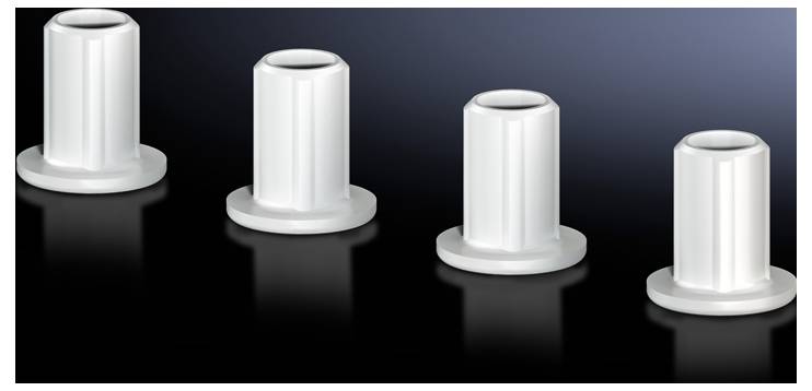 Quatre pièces cylindriques blanches en plastique avec bride, disposées uniformément côte à côte sur un fond sombre.