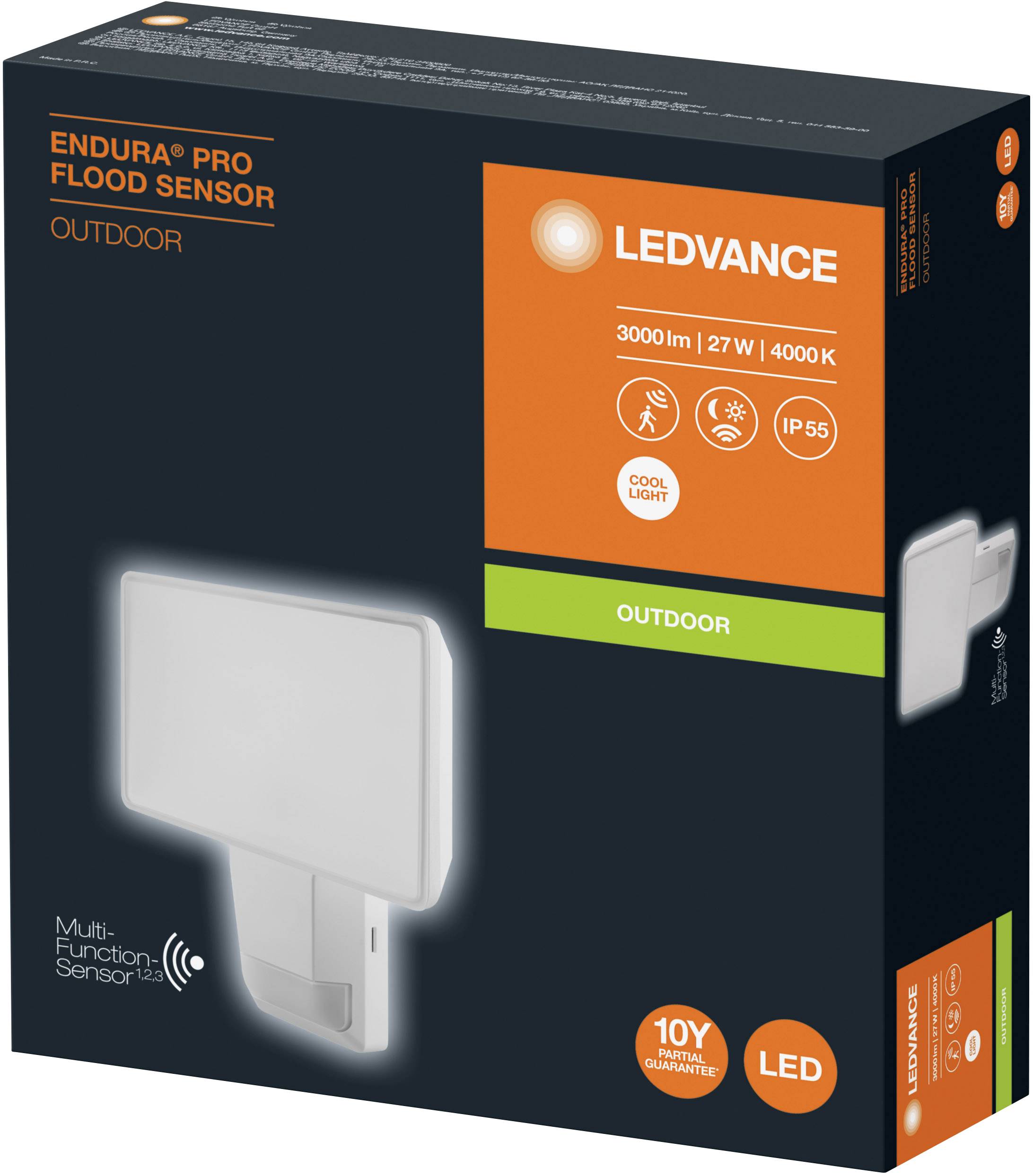 Projecteur LED 'Endura Pro Flood Sensor' de LEDVANCE. 3000 lm, 27 W, 4000K. Adapté à une utilisation extérieure. Protection IP55 et garantie de 10 ans.