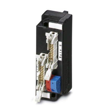 Un connecteur électronique noir avec plusieurs bornes blanches et bleues, portant l'inscription « BY 16 0 ».