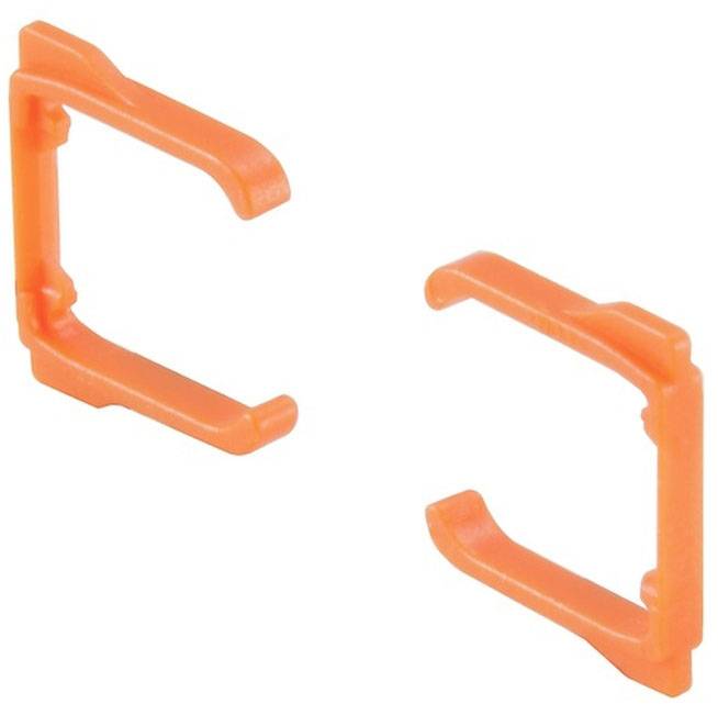 Deux clips en plastique orange en forme de C, qui peuvent être utilisés pour maintenir ou fixer des objets.