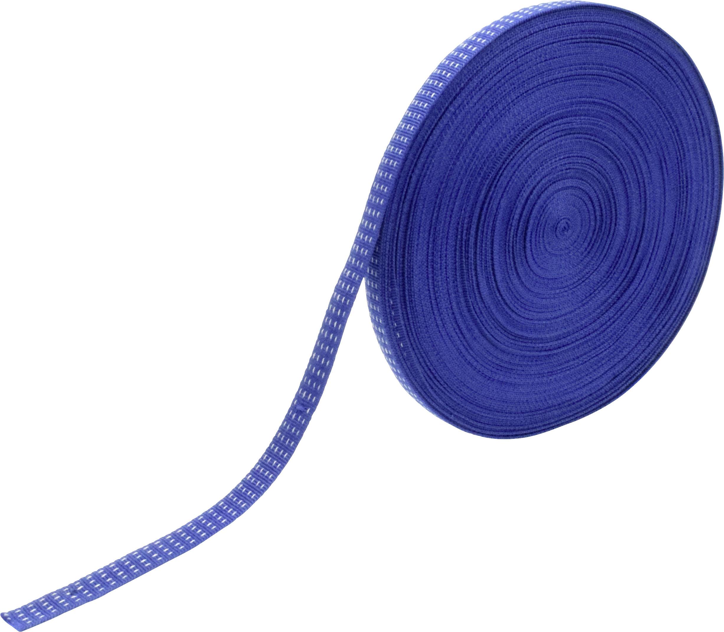 Un rouleau de sangle bleue, partiellement déroulé.