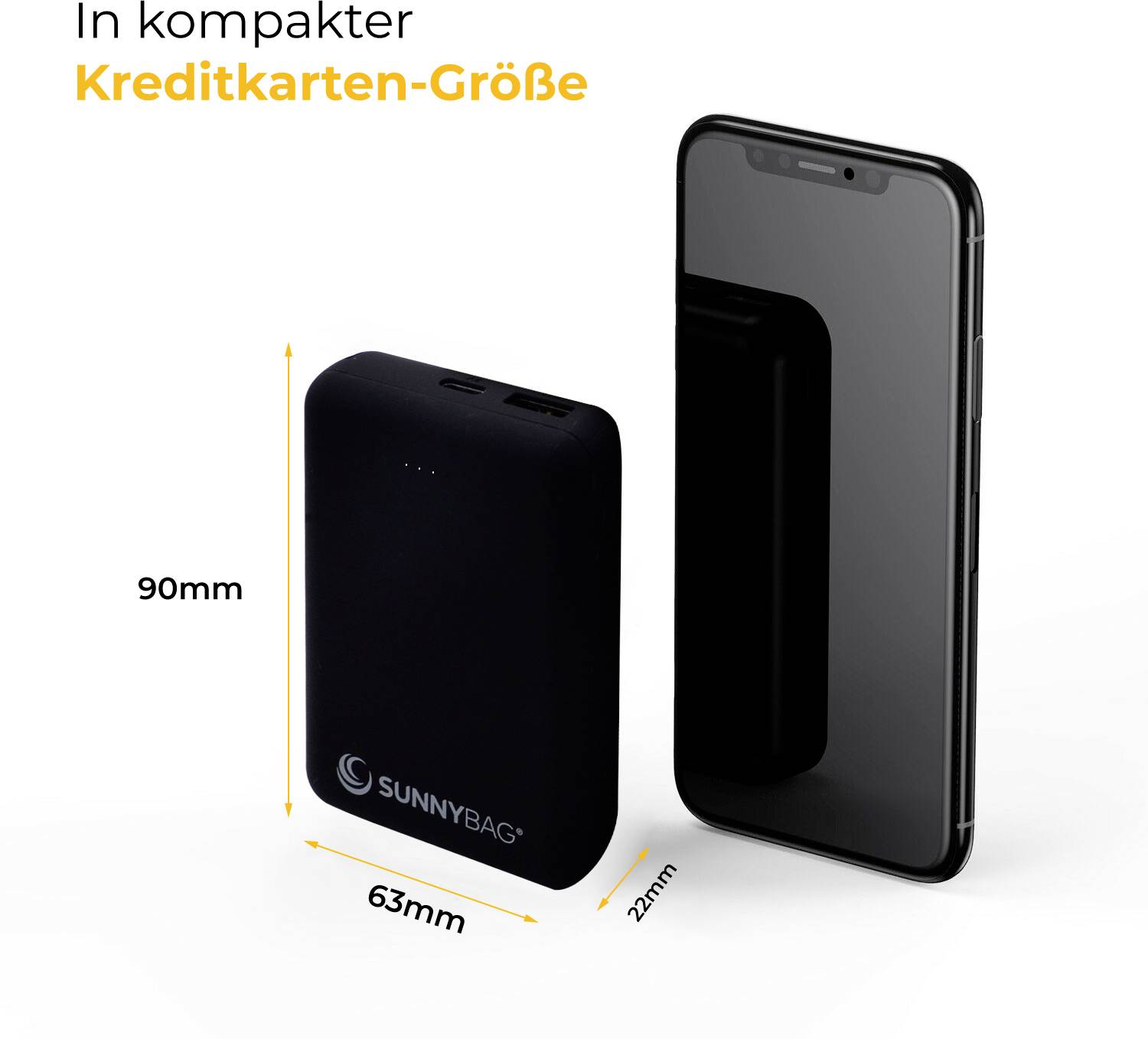 'Batterie externe compacte, 90 mm x 63 mm x 22 mm, représentée à côté d'un smartphone, à la taille d'une carte de crédit.'