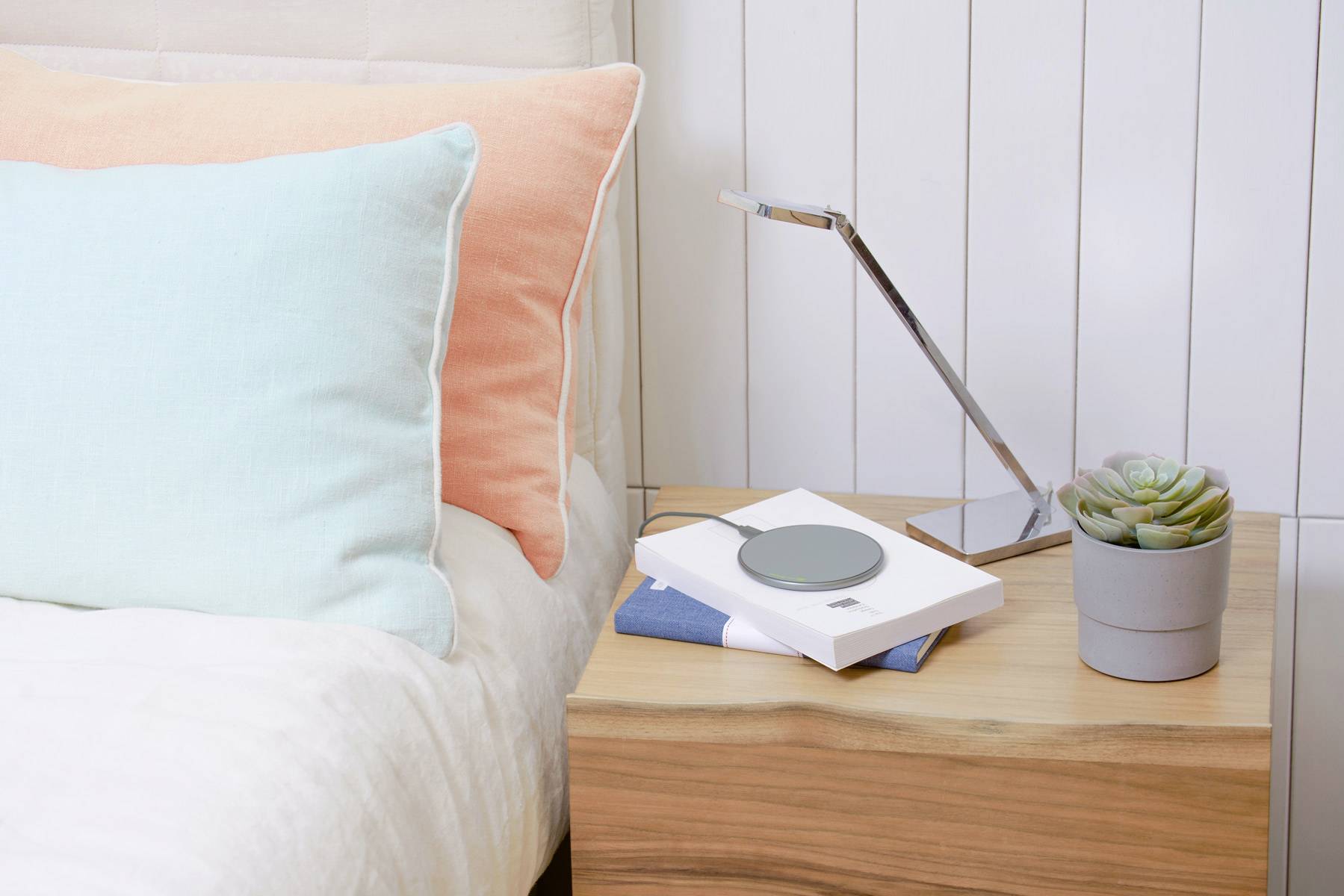 GP Chargeur à induction 2000 mA GPWGQP0AGYUSB729 GPWGQP0AGYUSB729 Sorties standard Qi gris foncé-5