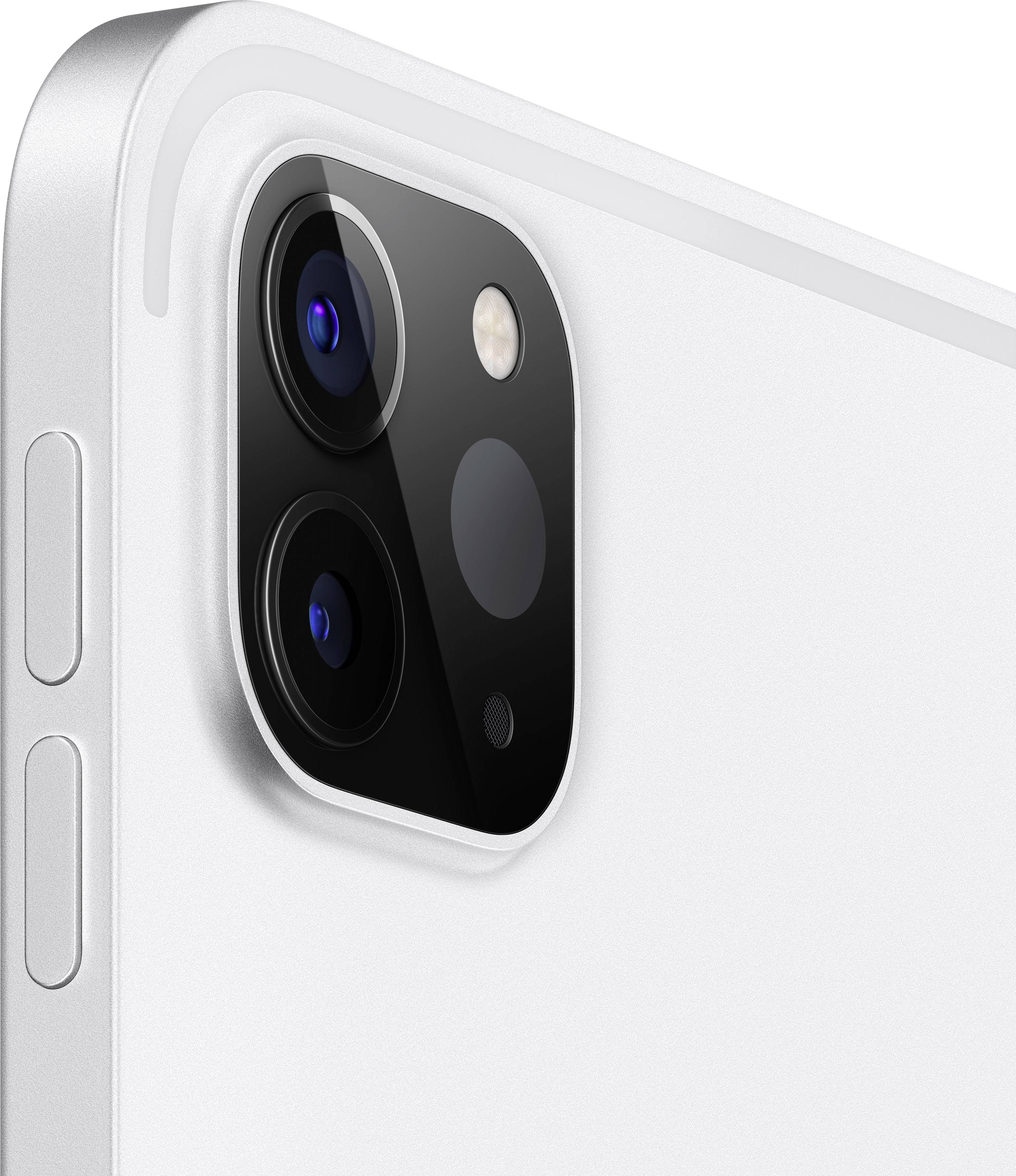 Gros plan sur l'appareil photo à l'arrière d'une tablette blanche. L'appareil dispose de deux objectifs et d'un flash dans le coin.
