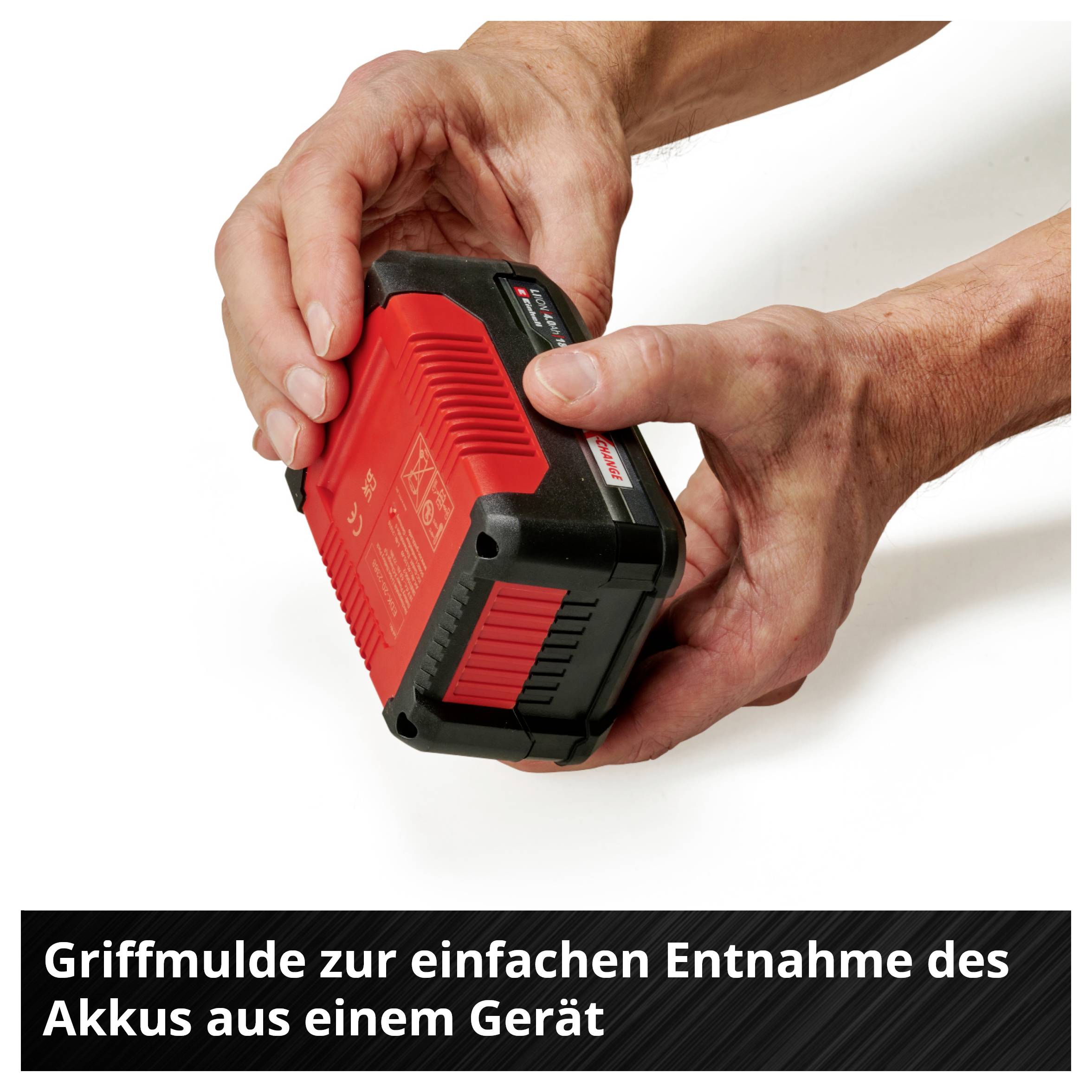 Deux mains tiennent une batterie rouge avec un boîtier noir. Texte en dessous : Encoche de préhension pour un retrait facile de la batterie d'un appareil.