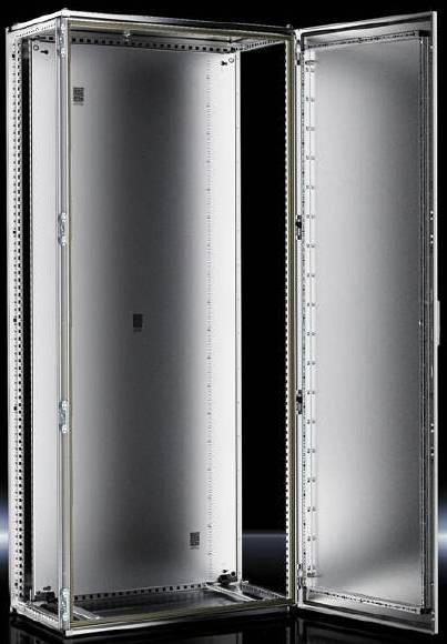 Armoire métallique à porte ouverte, montrant un intérieur vide pour appareils techniques ou serveurs, conçue de manière robuste et rectangulaire.