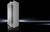 Une armoire serveur ouverte et vide sur un fond noir, éclairée pour mettre en valeur sa structure et ses dimensions.