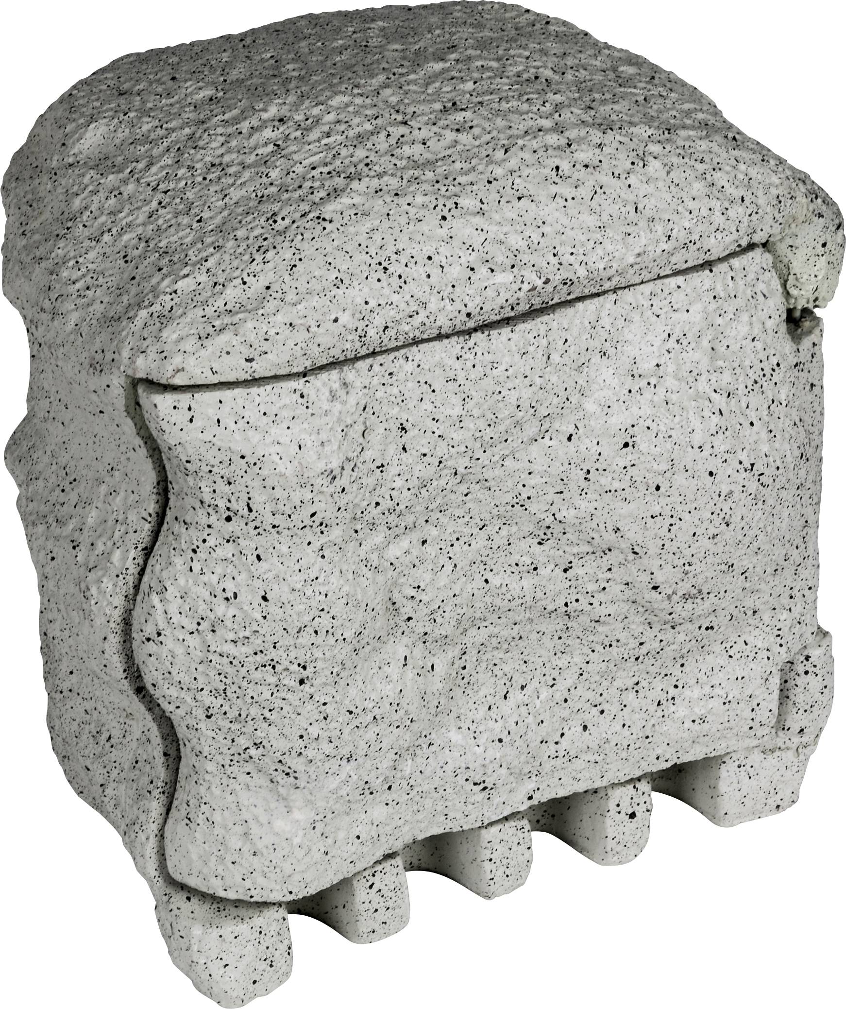 Objet gris arrondi à la surface irrégulière, ressemblant à une pierre. Convient comme décoration ou pour la maquette.