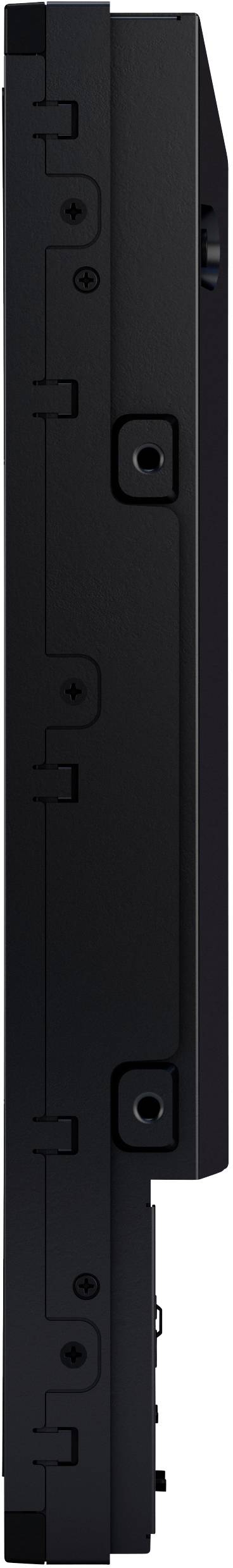 Un ordinateur portable, vu de côté, montre sa construction élégante et fine ainsi que ses ports latéraux. Design sobre et noir.