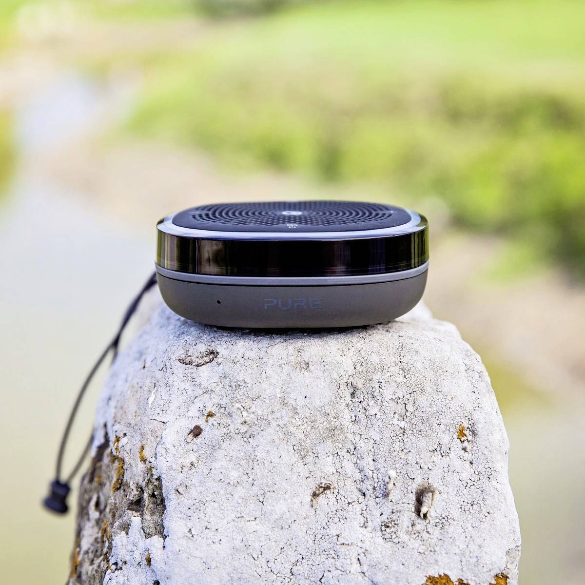 Pure StreamR Splash Enceinte à commande vocale Radio FM, étanche à l'eau, outdoor, AUX noir-3