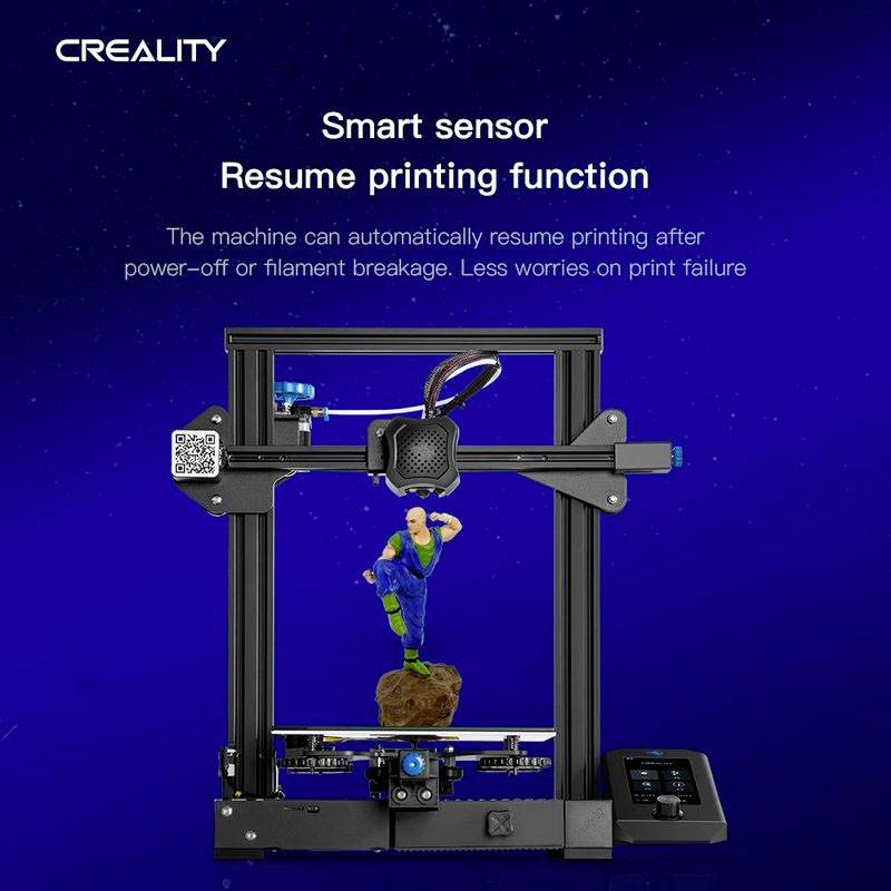 Imprimante 3D devant un fond bleu. Texte : 'Capteur intelligent, fonction de reprise d'impression'. L'appareil crée une figurine.