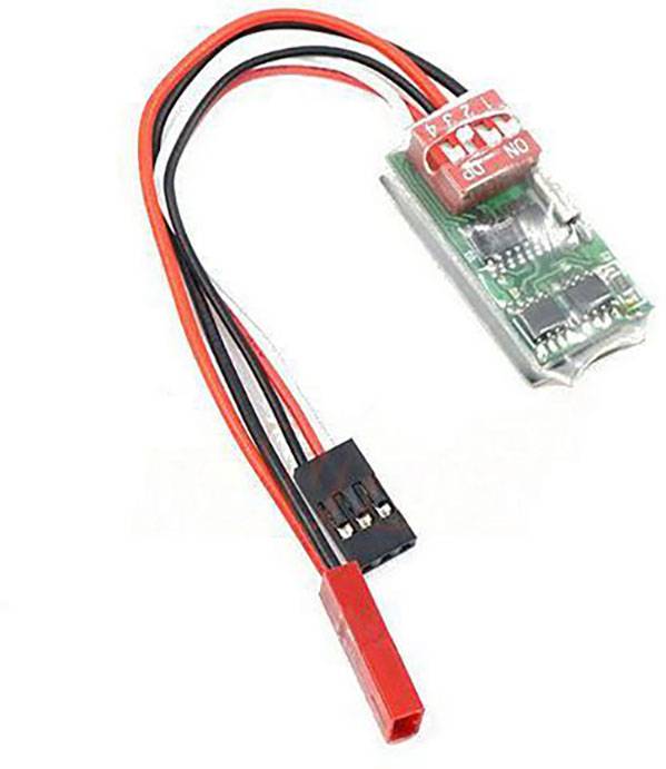 Petit module électronique avec des câbles rouges et noirs, interrupteur DIP et connecteur, probablement destiné à des applications techniques ou de loisir.