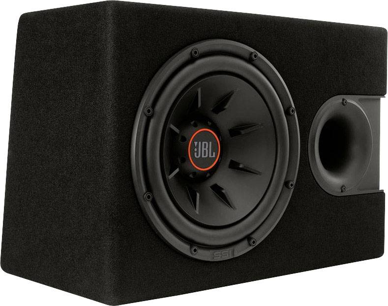 Un haut-parleur noir avec une grille de haut-parleur ronde et distinctive et un canal de réflexion de graves sur le côté. Marquage 'JBL' au centre.