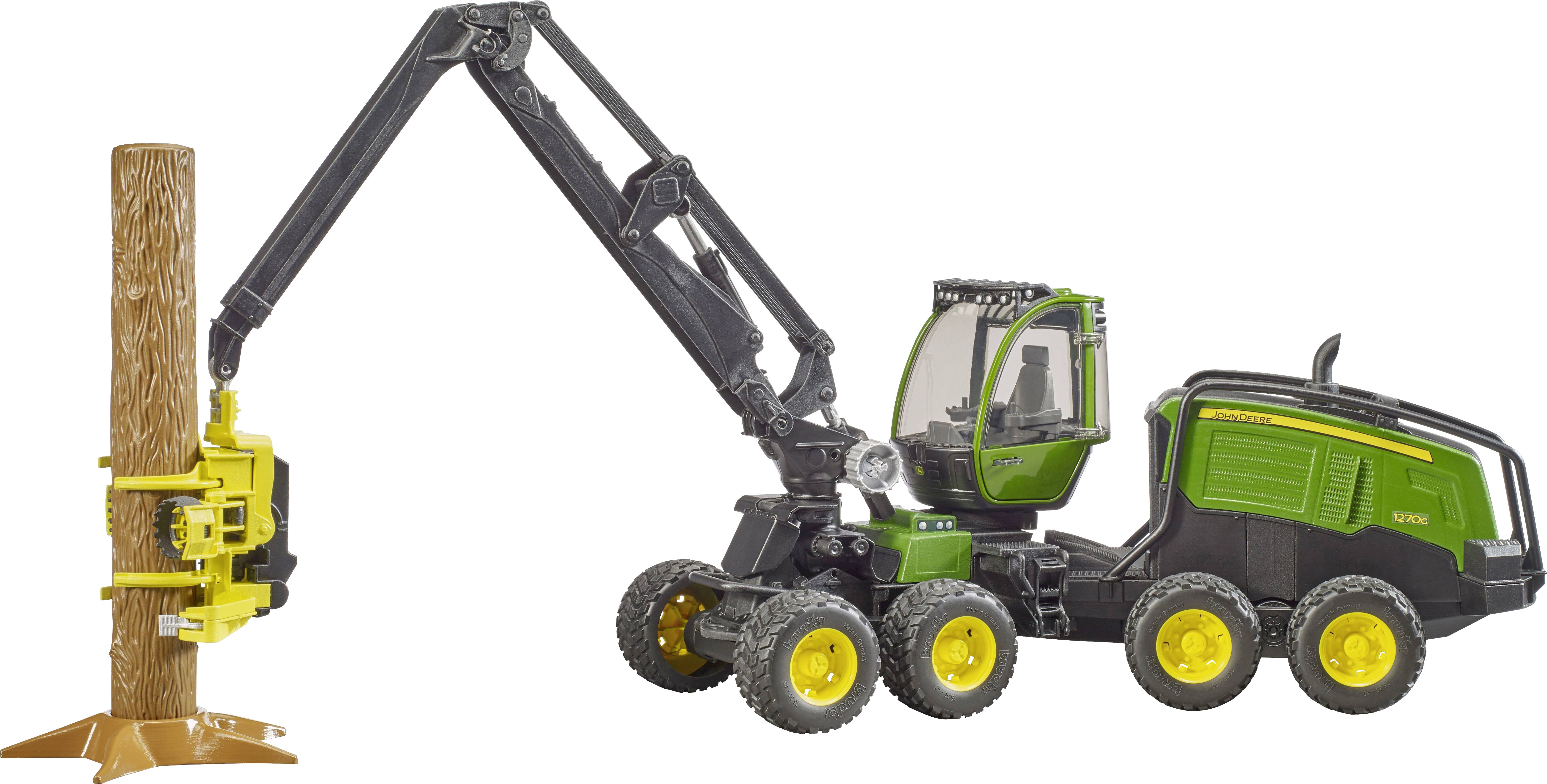 Un harvester modèle à six roues soulève un tronc d'arbre. L'harvester est vert avec des roues jaunes et une pince jaune.