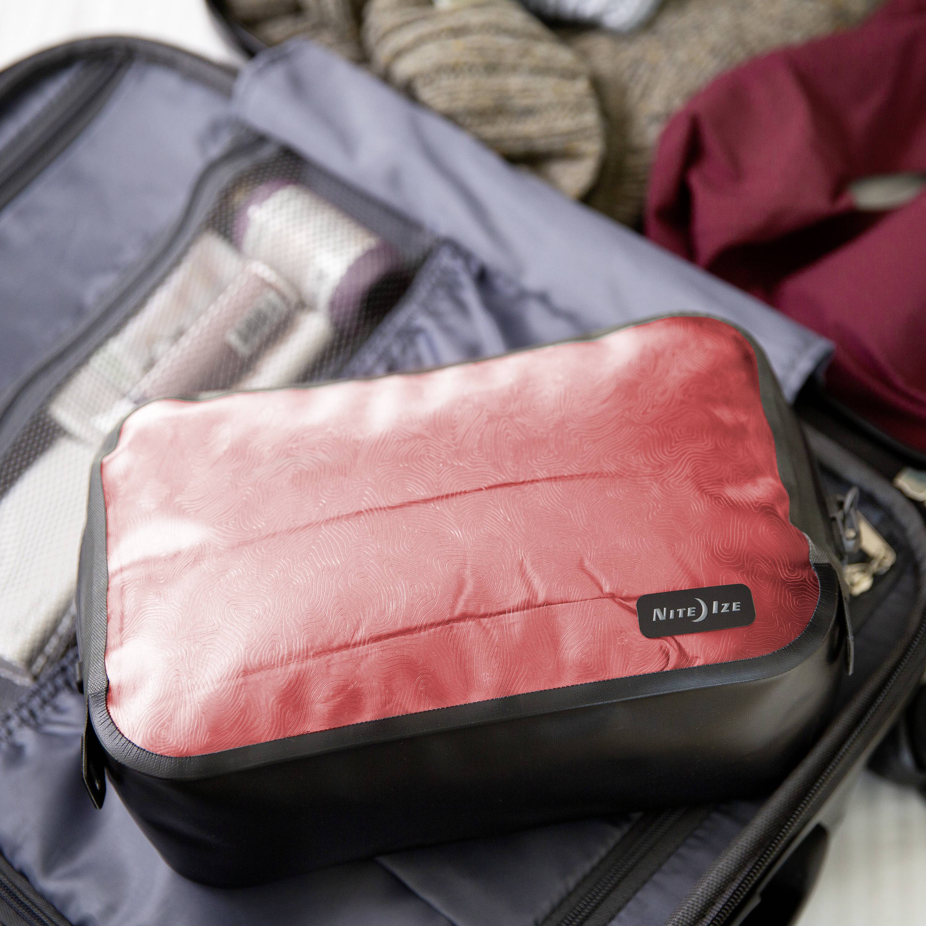 NITE Ize Sacoche RunOff Gr.M noir NI-ROCM-09-R3-12