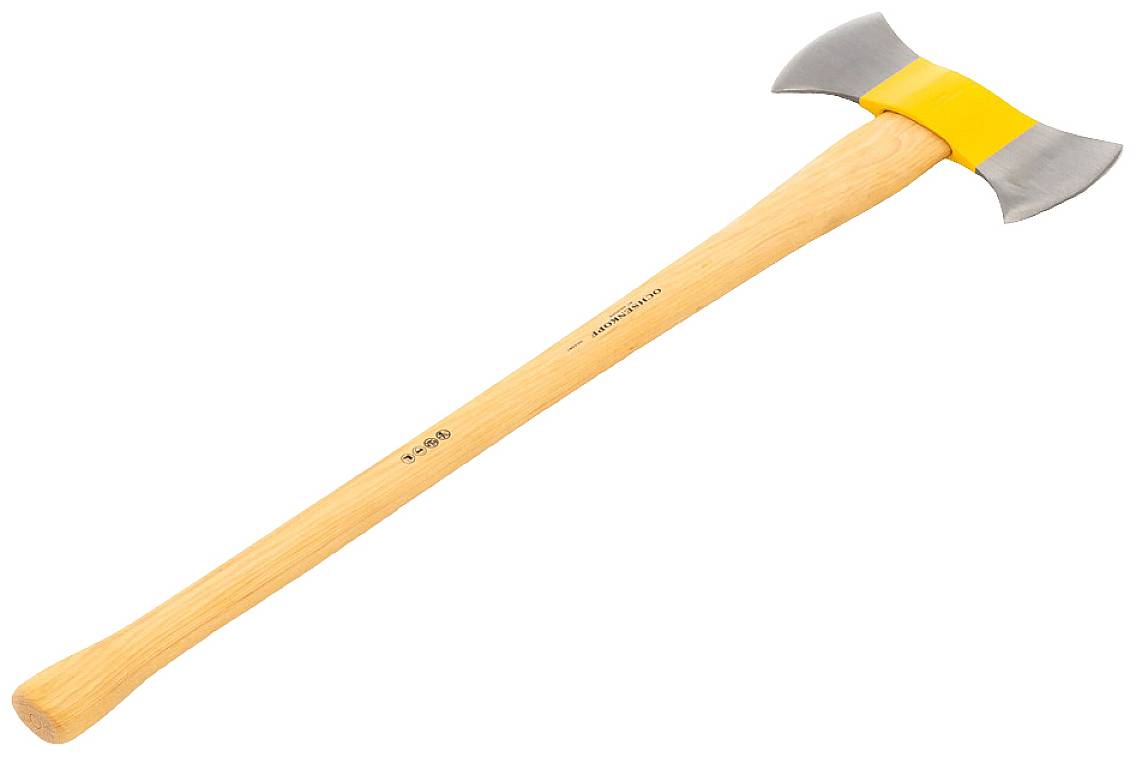 Hache double avec manche en bois et protection métallique jaune à la tête, montrant deux lames symétriques.