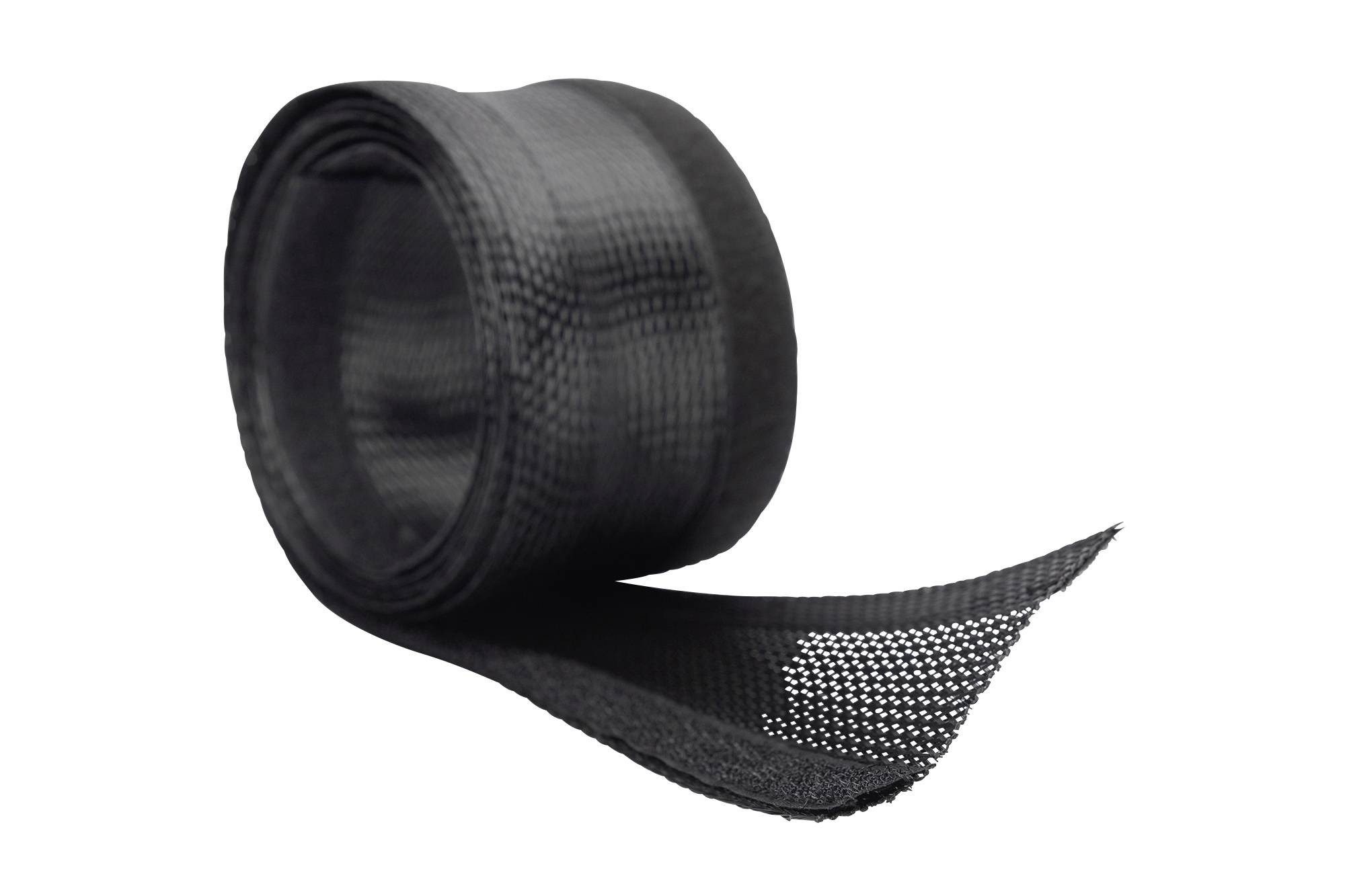 Un rouleau de ruban isolant noir à structure tissée, partiellement déroulé. Idéal pour la gestion des câbles et leur protection.
