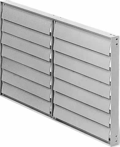 Une grille de ventilation rectangulaire à lamelles horizontales destinée à la ventilation et à la circulation de l'air dans des espaces techniques ou industriels.
