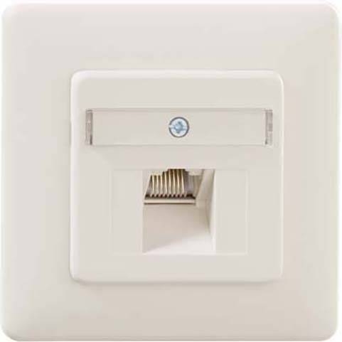 Une prise Ethernet blanche encastrée dans le mur avec un emplacement pour un câble réseau, adaptée aux réseaux domestiques ou de bureau.