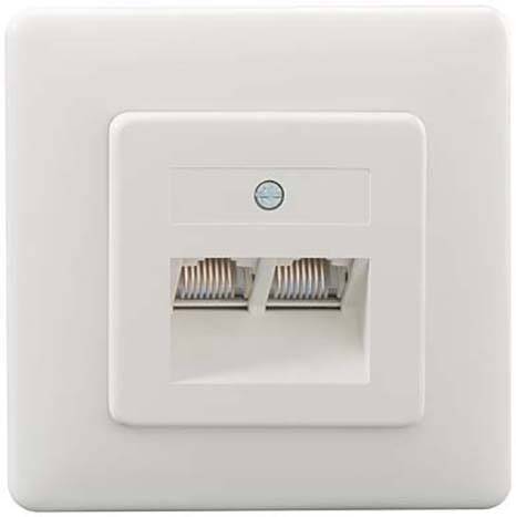 Prise réseau RJ-45 blanche double en saillie sur un mur, servant à connecter des câbles Ethernet dans un environnement réseau.