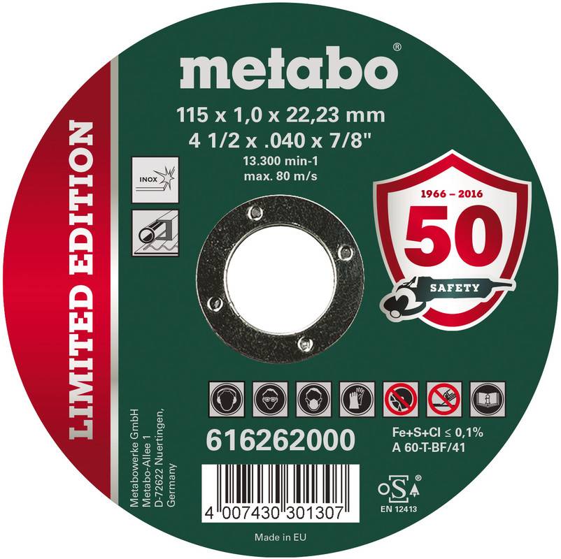 Emballage du disque de coupe abrasif édition limitée Metabo, affichant la taille 115 x 1,0 x 22,23 mm, régime maximal de 13 300 tr/min, et un badge anniversaire 50 Safety.