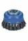 Brosse métallique circulaire avec boîtier en plastique bleu, adaptée pour le nettoyage et l'élimination de la rouille sur les surfaces métalliques.