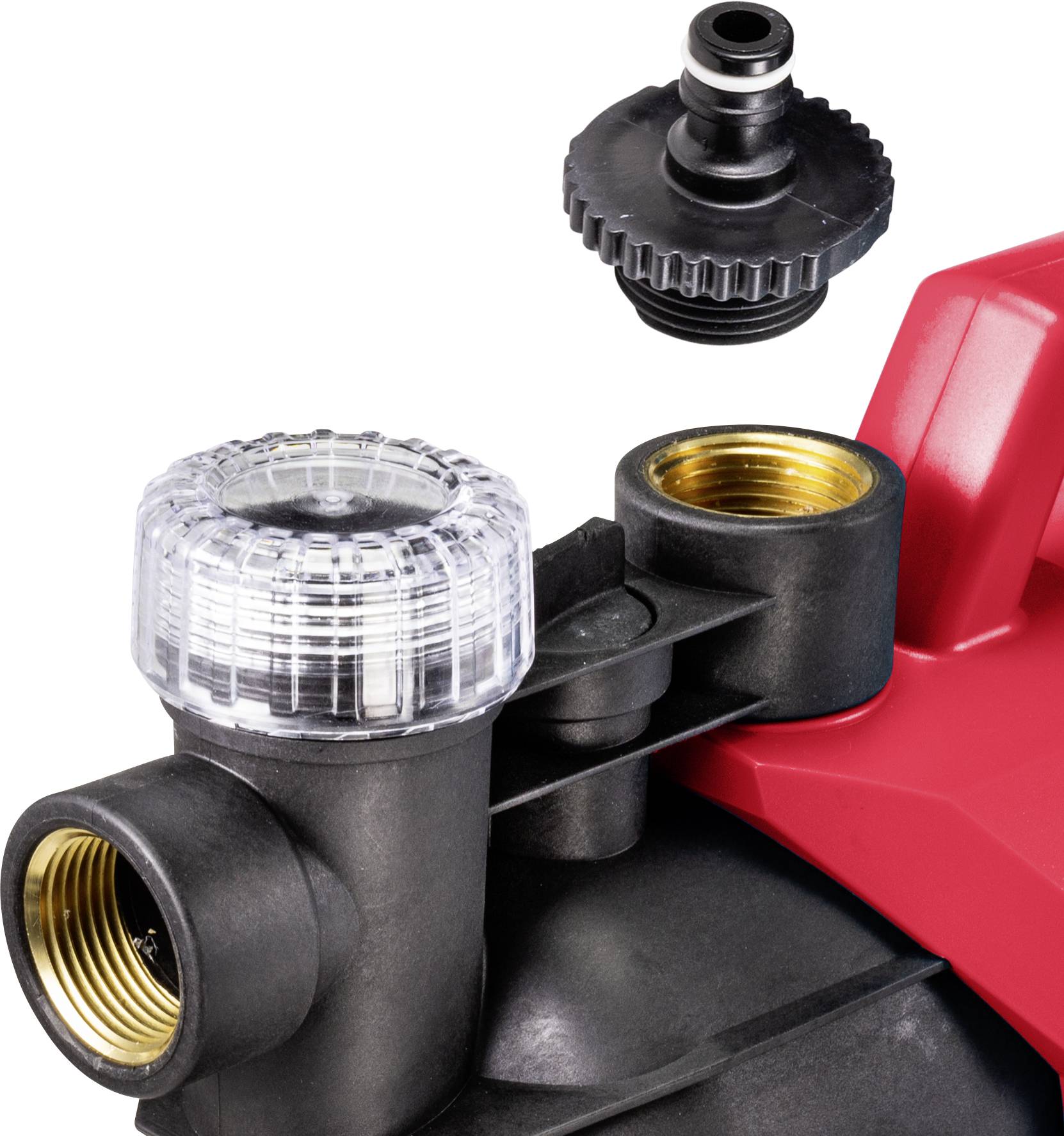 Raccords en plastique pour une pompe à eau rouge, présentés avec un adaptateur noir amovible sur un fond blanc.