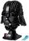 Buste de Dark Vador en LEGO de 'Star Wars', casque noir en briques LEGO, présentée sur un socle, comprenant une plaque nominative.