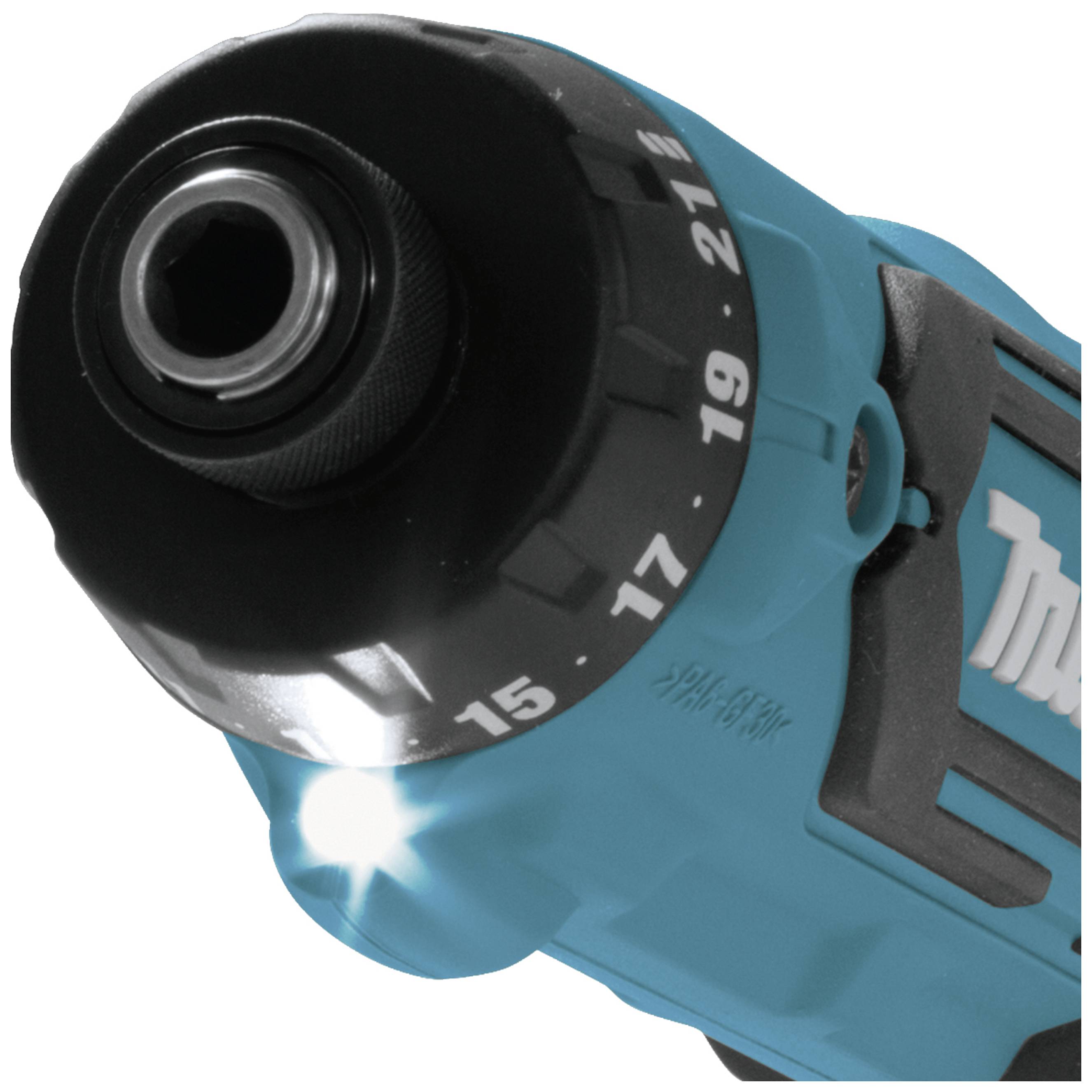 Visseuse sans fil à boîtier bleu et éclairage LED dirigé vers la pointe.