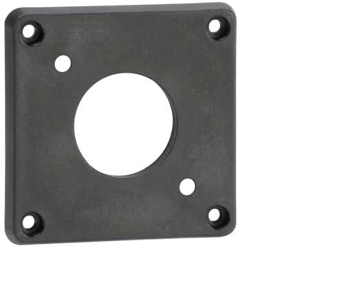 Une plaque métallique noire carrée avec un grand trou rond au centre et quatre petits trous dans les coins.