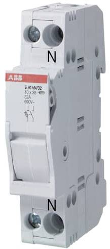 Disjoncteur unipolaire de marque ABB avec un courant de coupure de 32A et une tension de 690V AC.