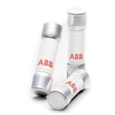 'Trois fusibles ABB blancs avec des capuchons argentés, logo rouge imprimé sur le côté. Adaptés pour les circuits électriques.'