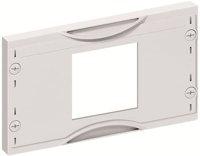Pièce en plastique grise de forme rectangulaire avec une découpe carrée centrale et des trous de fixation sur les côtés.