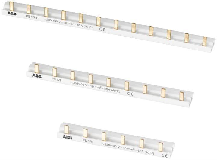 Trois barrettes de distribution blanches avec des connexions en cuivre, portant chacune l'inscription 'ABB' et des spécifications techniques.