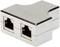 Un répartiteur Ethernet argenté avec deux ports RJ45 qui permet de connecter deux appareils à un réseau via un seul câble.