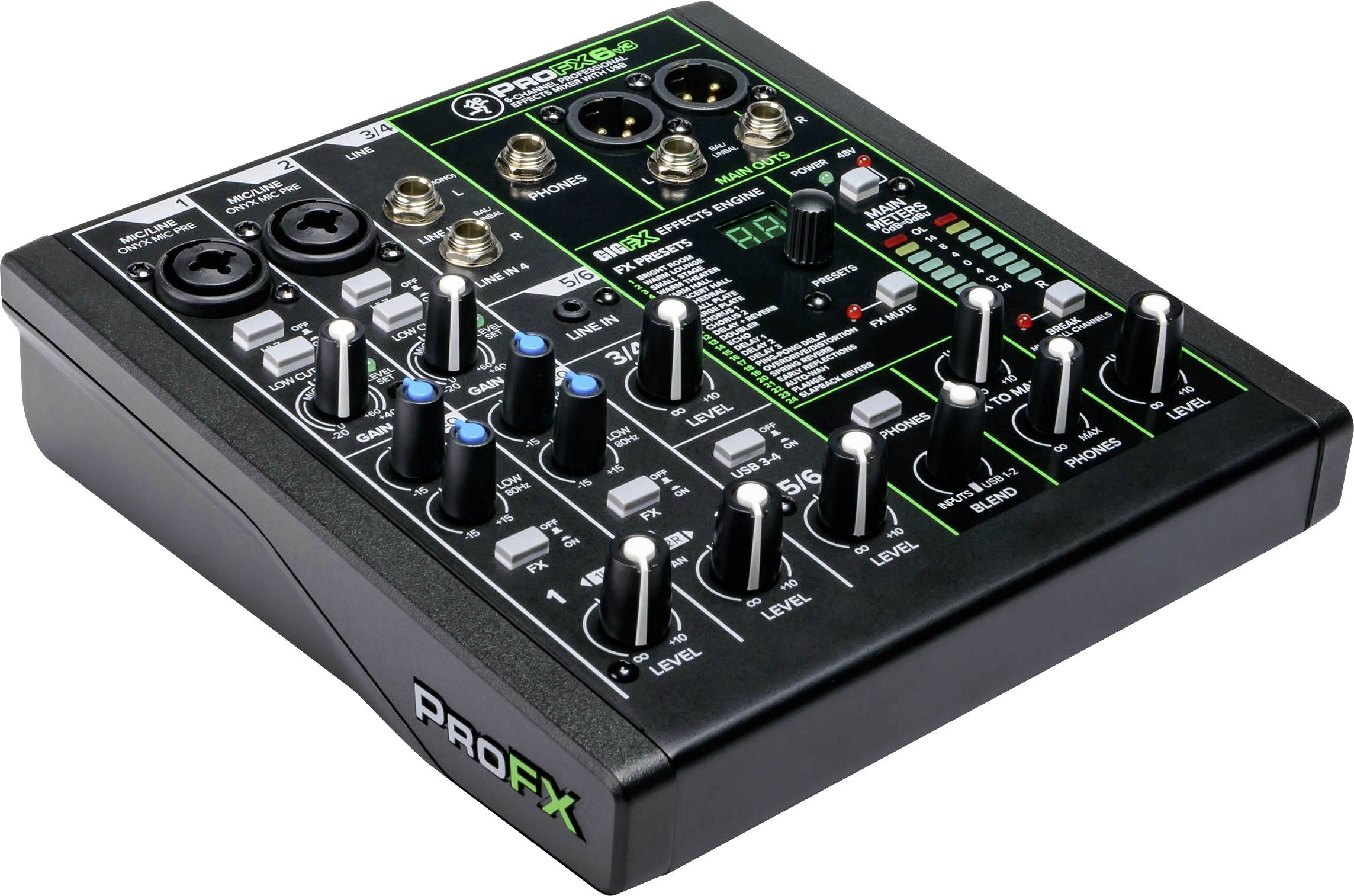 Console de mixage audio Mackie avec plusieurs potentiomètres, connexions et affichages, adaptée pour le mixage sonore et les enregistrements audio.