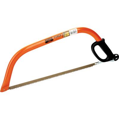 Scie métallique avec une poignée orange et une prise en plastique noir. Adaptée pour couper le bois et le métal.