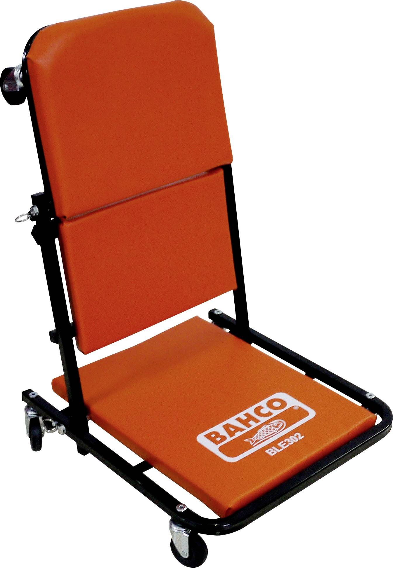 Un tabouret de mécanicien orange de la marque BAHCO avec un châssis en métal noir et quatre roulettes.