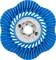 Un disque de ponçage bleu avec un motif ressemblant à une fleur et un anneau de fixation métallique au centre.