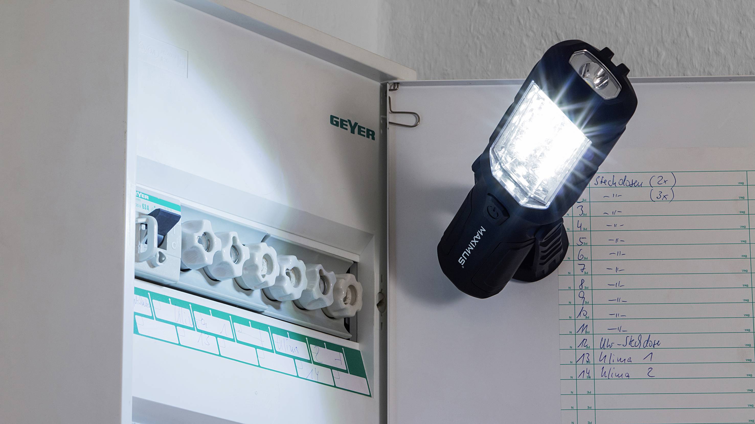 3W LED Arbeitsleuchte inklusive 3 Marken Alkaline Batterien mit Magnet, max. 250 Lumen-6