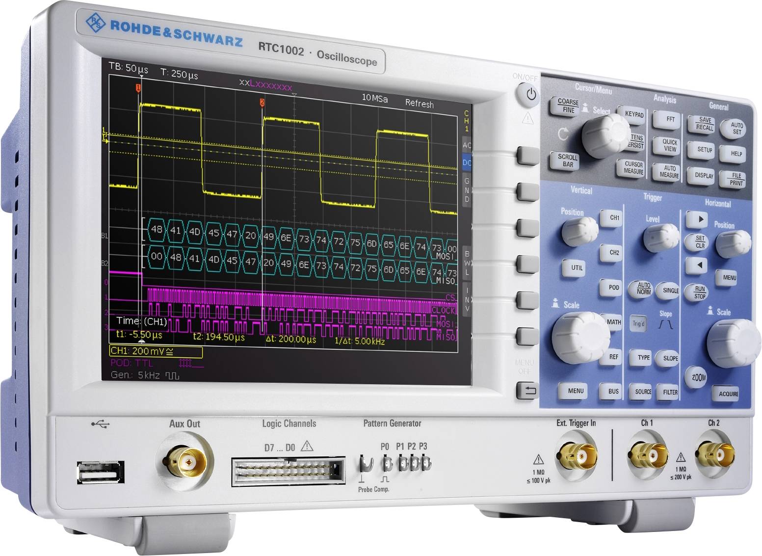 Oscilloscope numérique avec un écran affichant deux ondes de signal en jaune et rose. Boutons de contrôle et connexions situés sur la face avant.