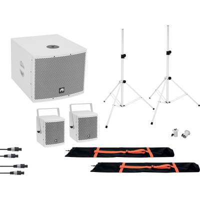 Un ensemble d'enceintes comprenant un grand caisson de basses, deux enceintes plus petites, deux supports, des câbles et deux sacs de transport.