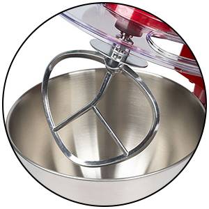 Un robot de cuisine avec un bol en acier inoxydable et un batteur. Idéal pour mélanger les ingrédients en cuisine.