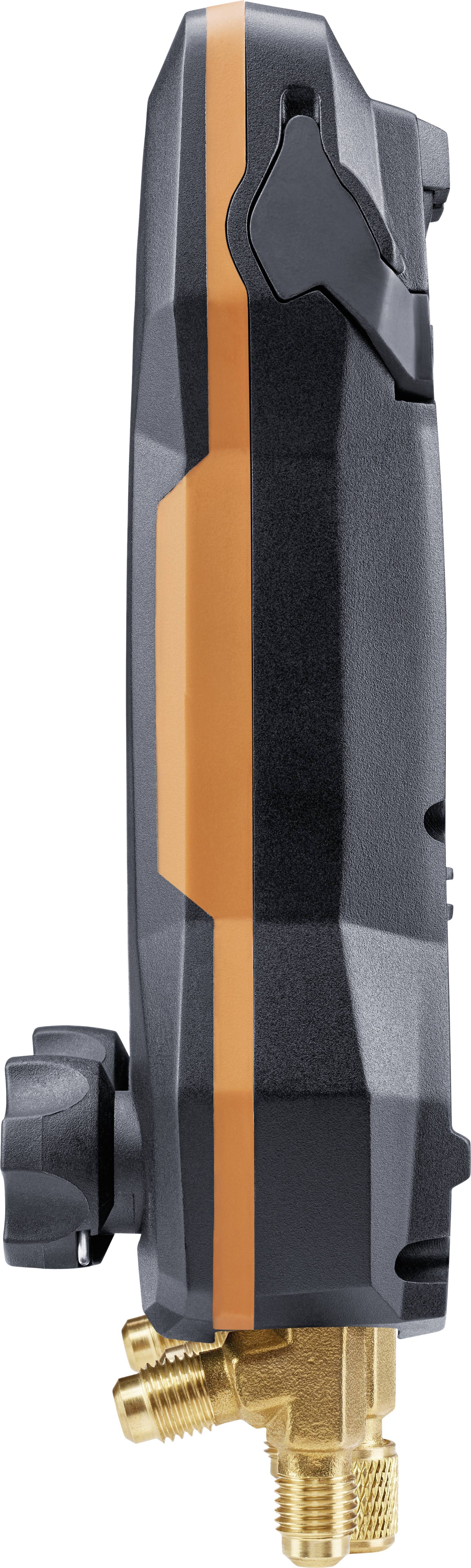 Appareil de mesure numérique noir avec une bande orange sur le côté et plusieurs ports de connexion en bas. Adapté pour les mesures de précision.