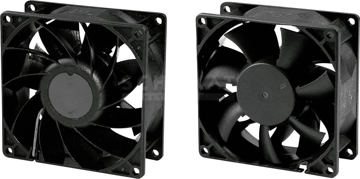 Deux ventilateurs d'ordinateur noirs, montrés de face et de côté, avec plusieurs pales servant à refroidir des appareils électroniques.